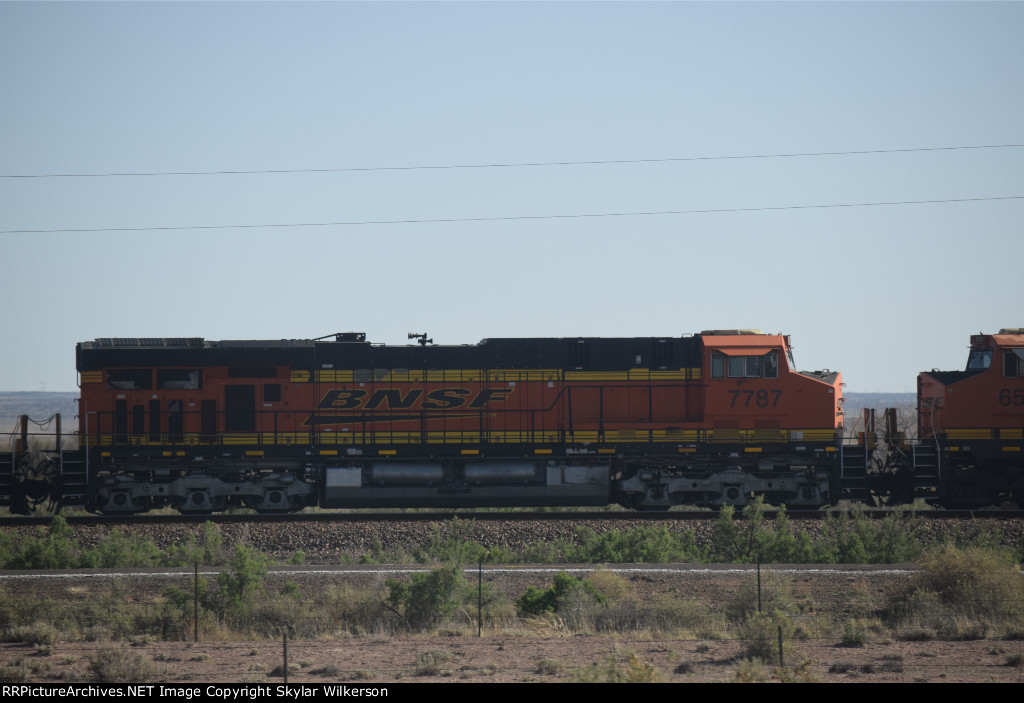 BNSF 7787